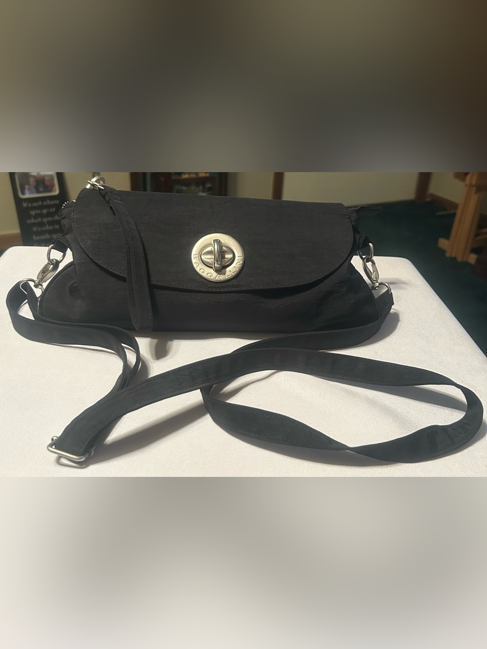 Baggallini Black Crossbody Shoulder Bag with Turn-Lock Accent